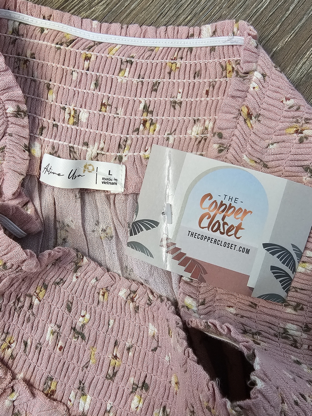 NWT Pink Ditsy Floral Tiered Smocked Waist Boho Mini Skirt Size Large - Picture 8 of 8